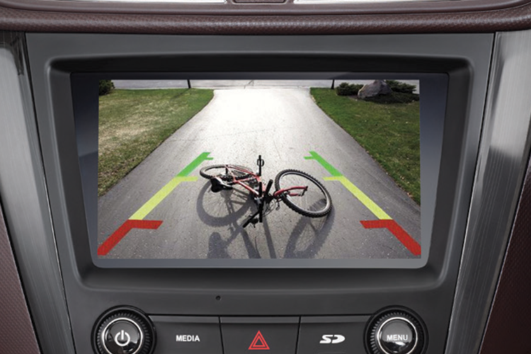 CLEAR REAR PARKING CAMERA DISPLAY
