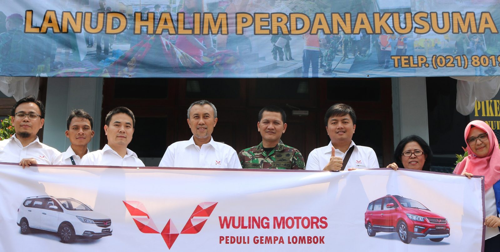 Image Wuling Motors Provides Goods For Lombok Disaster Victims