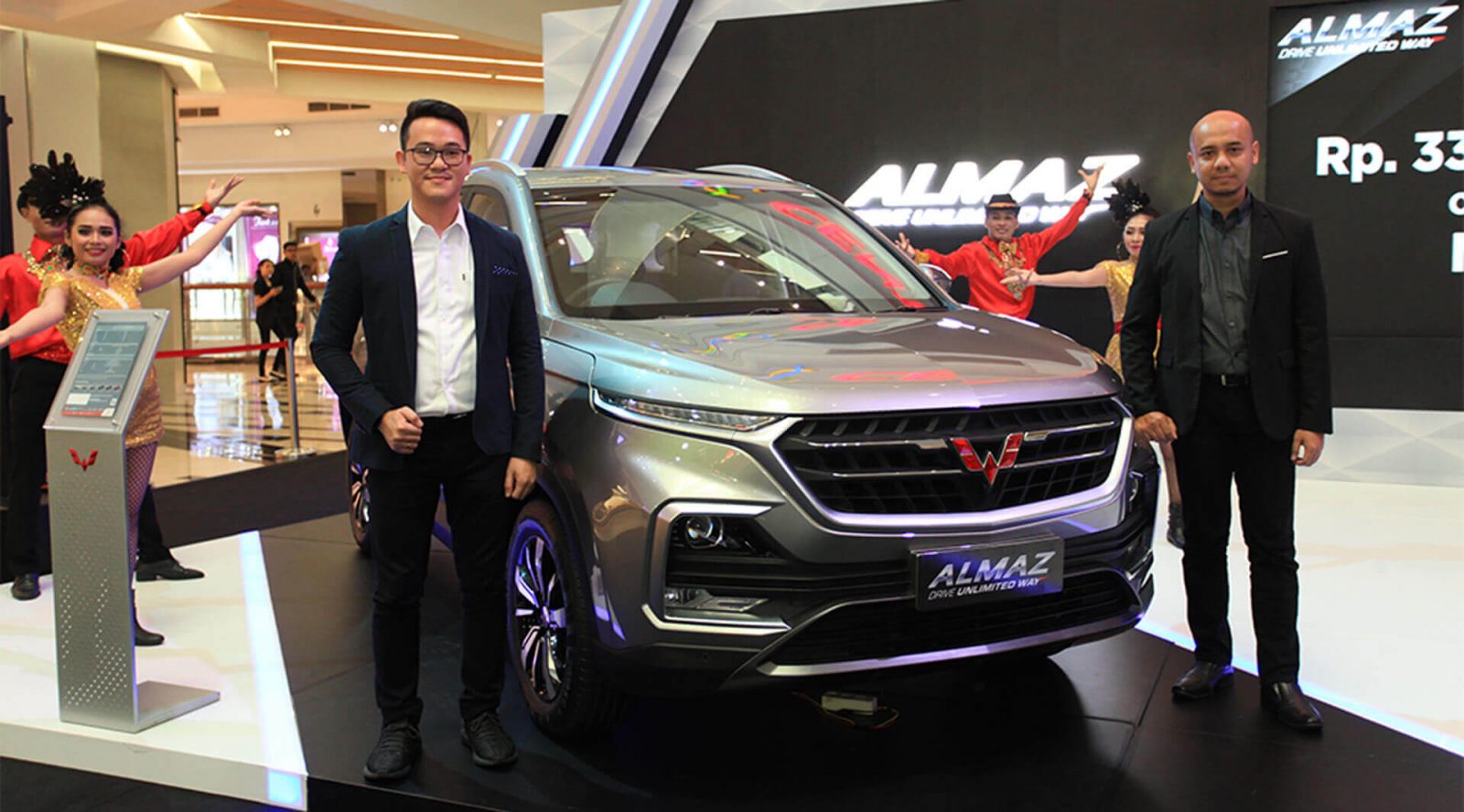 Image Wuling Almaz is Officially Introduced in Medan