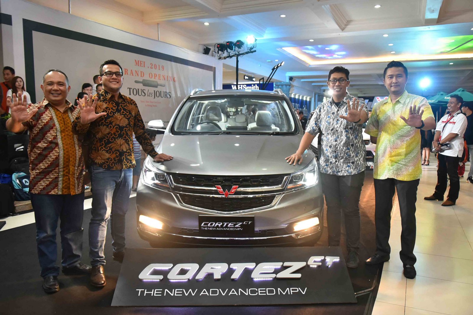 Image Wuling Officially Presents Cortez CT & Confero S ACT in Bali