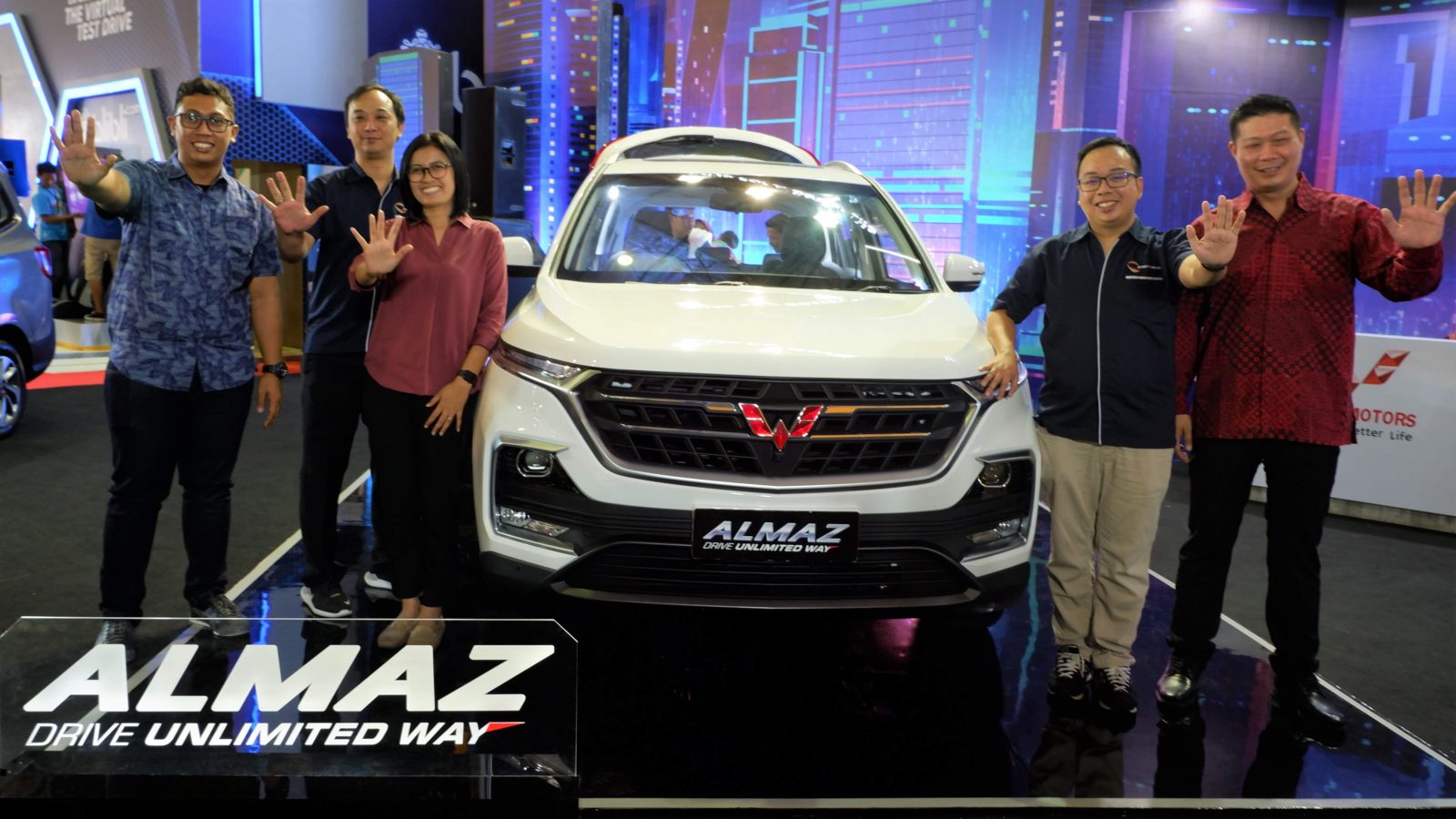 Image Wuling Motors Participates in GIIAS Makassar 2019