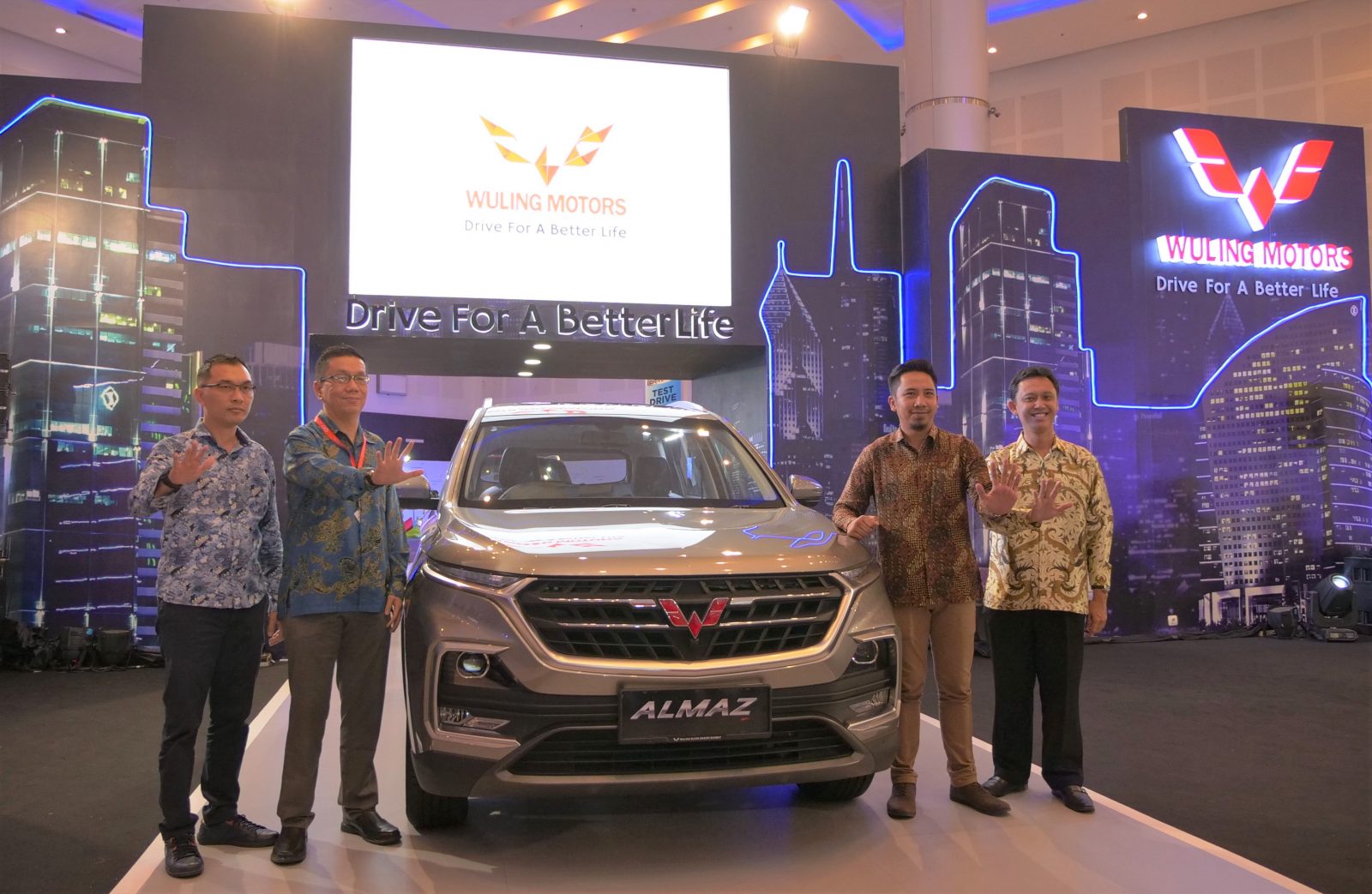 Image Wuling Motors Participates in IIMS Surabaya 2019