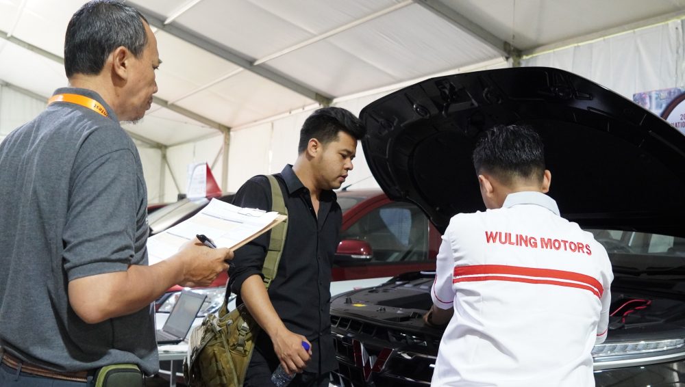 Penilaian layanan Service Advisor kepada pelanggan pada Wuling Motors National Contest 2019 min 1000x566
