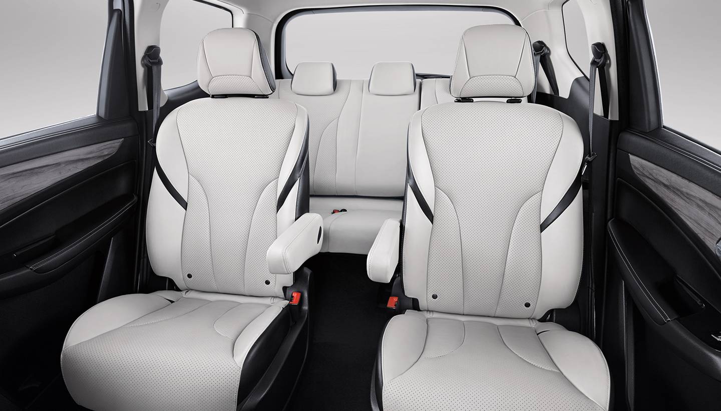 Should You Install Seat Covers in The Car?