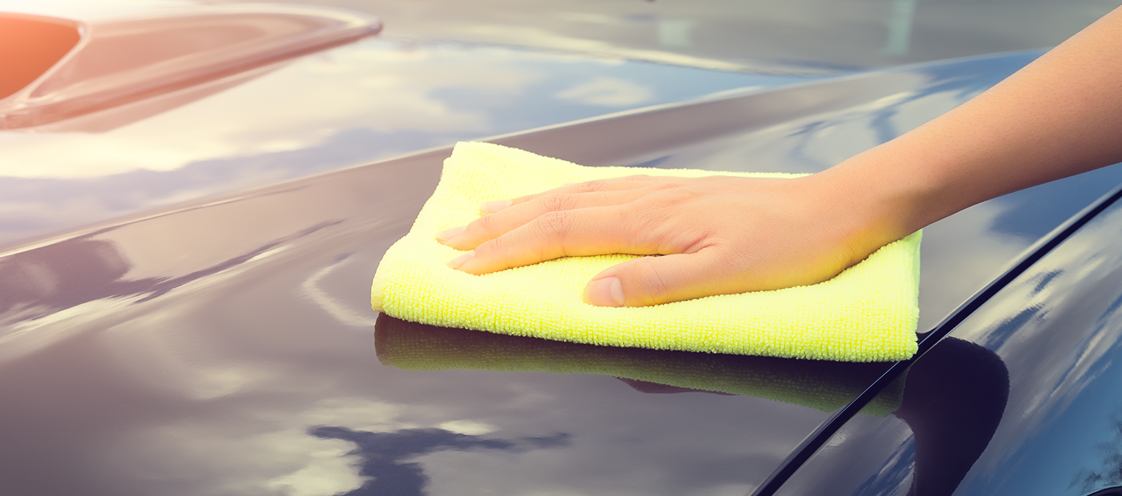 Pentingnya Coating Mobil Supaya Tampilan Tetap Kinclong Wuling