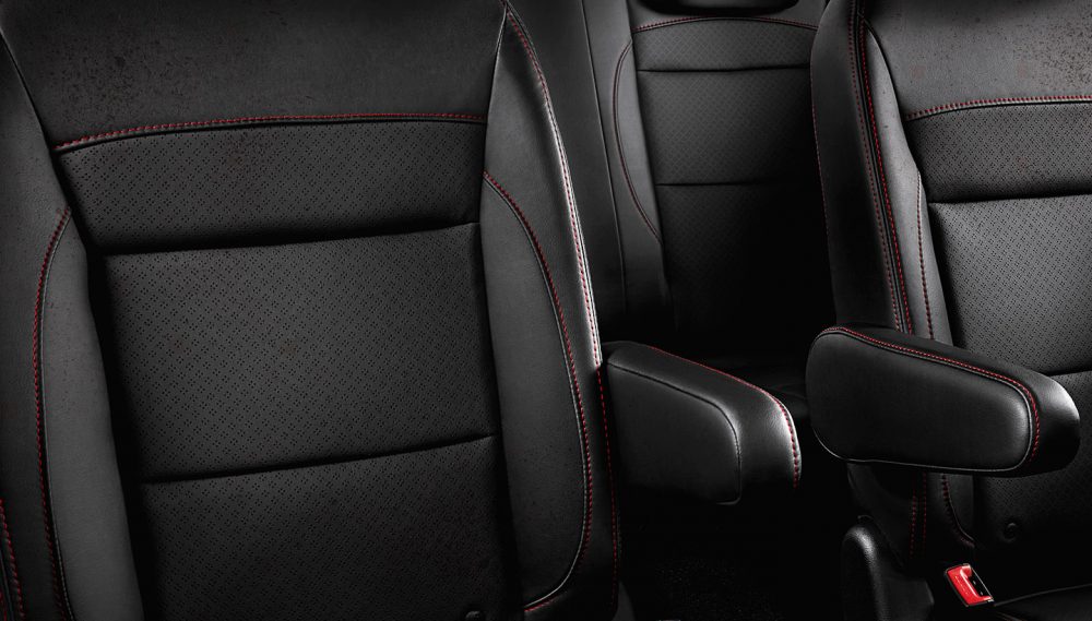 Car Seats Made Of Synthetic Leather, Can White Leather Car Seats Be Cleaned
