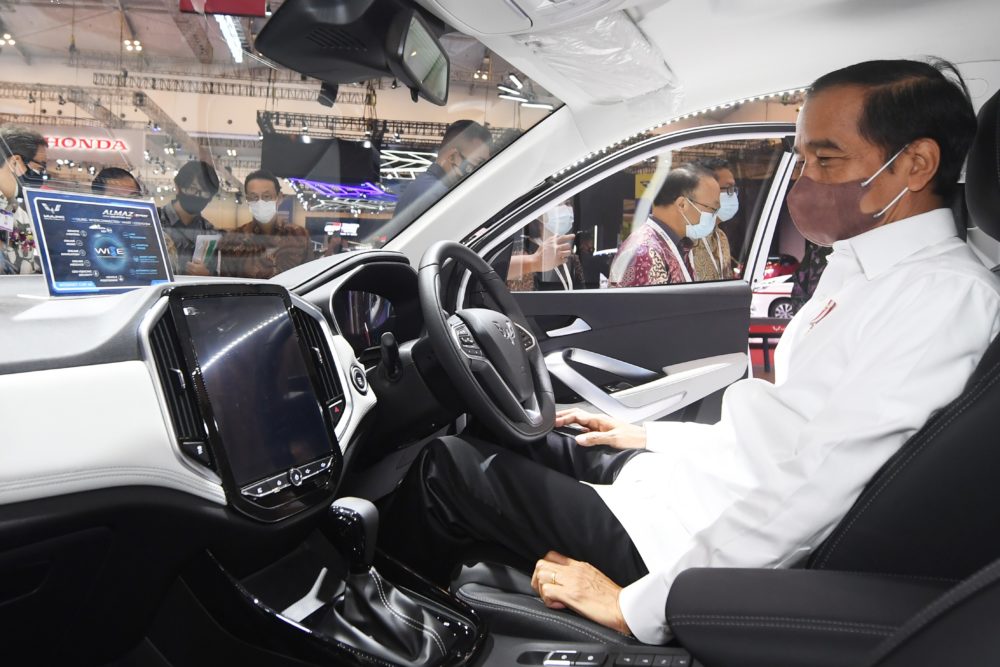 The President of Republic of Indonesia Visits the Wuling Motors 
