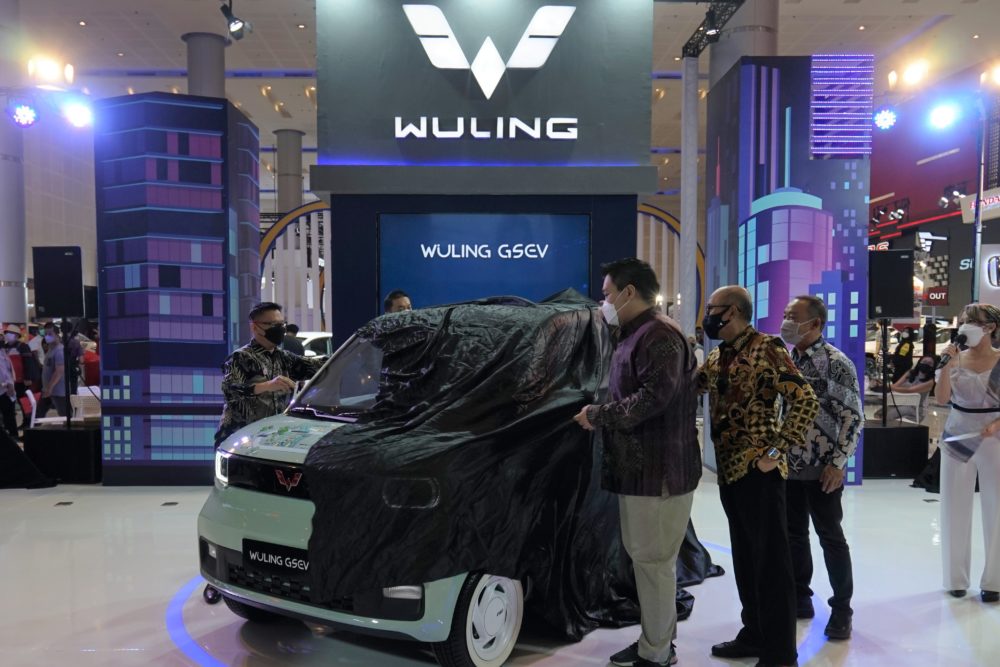 Wuling memperkenalkan GSEV di Surabaya sebagai bentuk kesiapan Wuling memasuki era elektrifikasi kendaraan min 1000x667