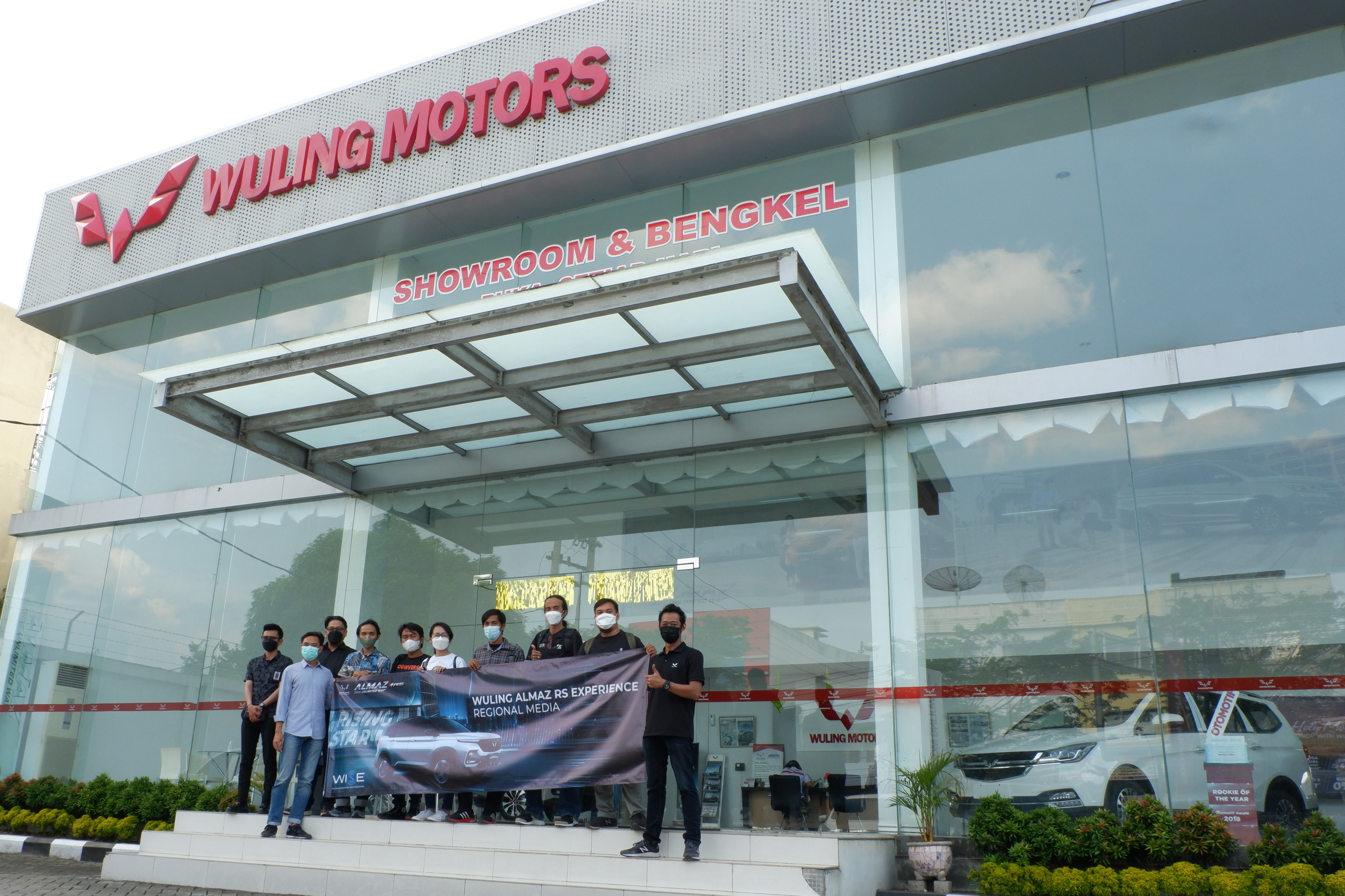 Image Wuling Almaz RS Media Experience Berlanjut ke kota Medan